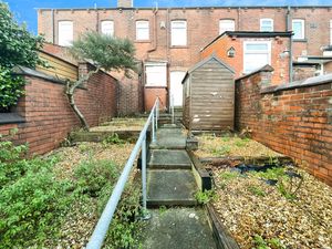 Rear- click for photo gallery